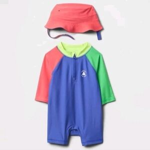 NWT  Gap Baby Boy's Rash Guard Swim Set w/ Hat Colorblock Size 18-24 M